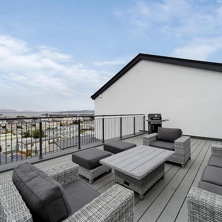 Bayview Luxury 3 Bedroom Apartment First Floor Downings Dış mekan fotoğraf