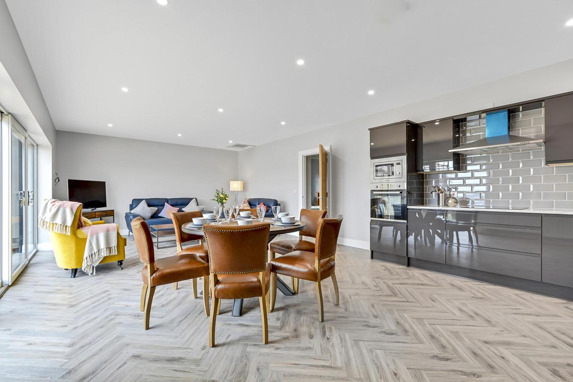 Bayview Luxury 3 Bedroom Apartment First Floor Downings Dış mekan fotoğraf