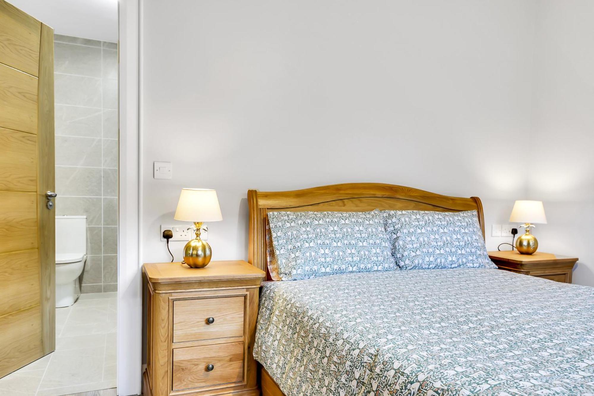 Bayview Luxury 3 Bedroom Apartment First Floor Downings Dış mekan fotoğraf